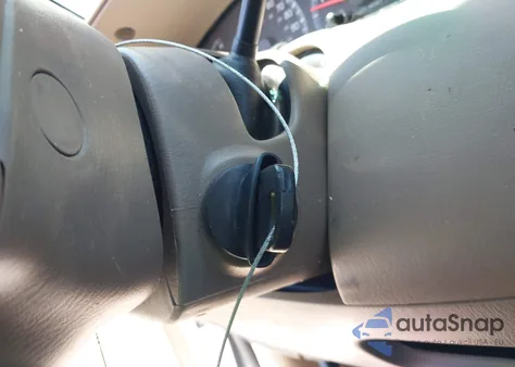 2003 Ford F-150 Lariat/Xlt z USA, uszkodzony, nr VIN 1FTRW08L93KA94117